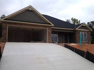 3 Woodchase Dr, Phenix City, AL 36870
