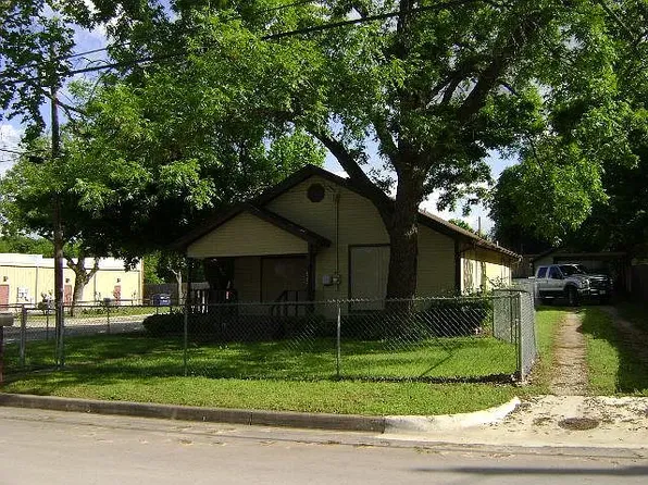 426 E Josephine St, Weatherford, TX 76086