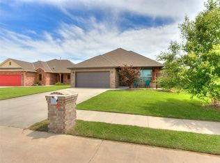 20574 Legacy Xing, Harrah, OK 73045