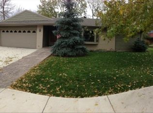 2928 Falls Dr, Rapid City, SD 57702