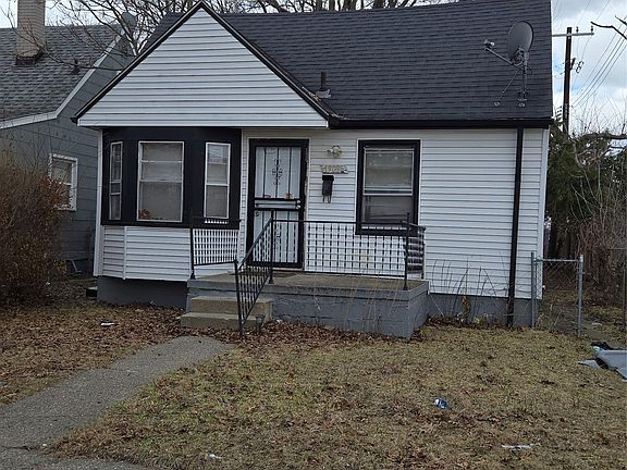 2nd image of 19035 Fielding St