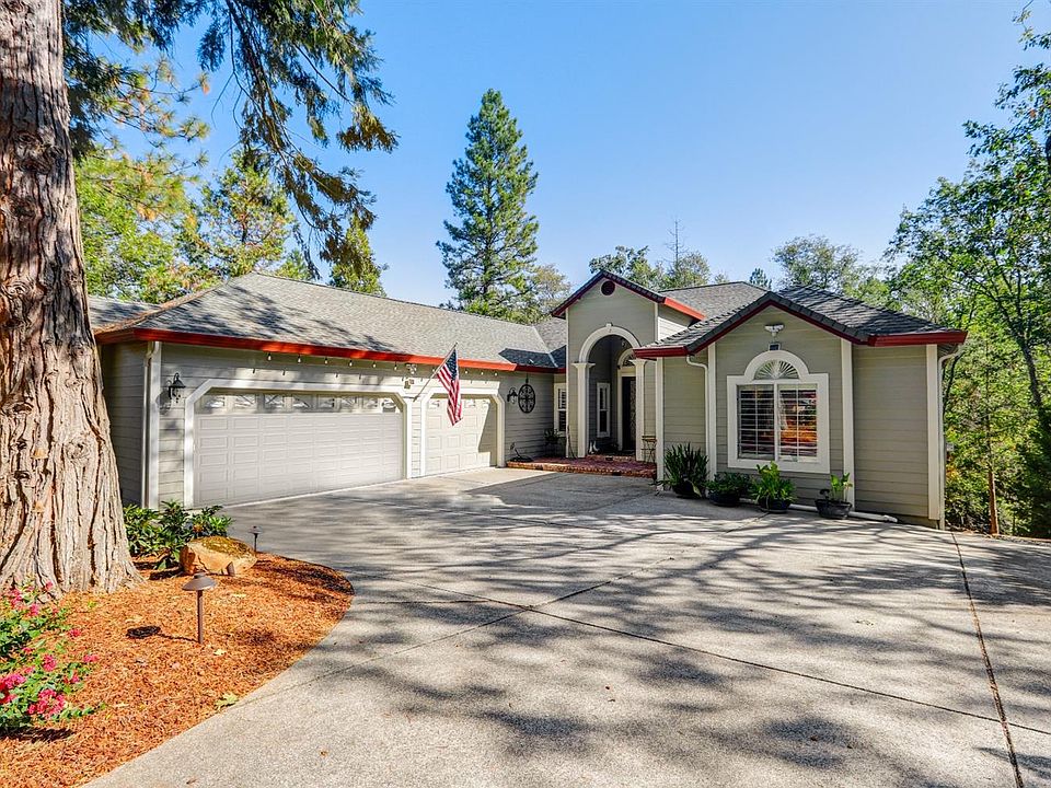 1st image of 19306 Lake Forest Dr