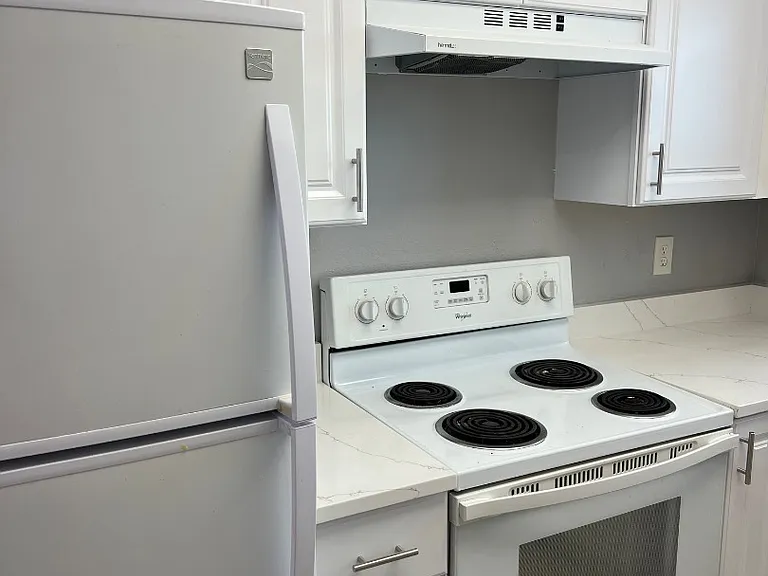 1601 Placida Rd #7 — Photo 2