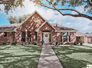 502 Masters Dr, Victoria, TX 77904