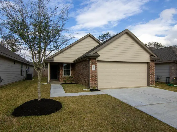 3281 Chunk Dr, Conroe, TX 77301
