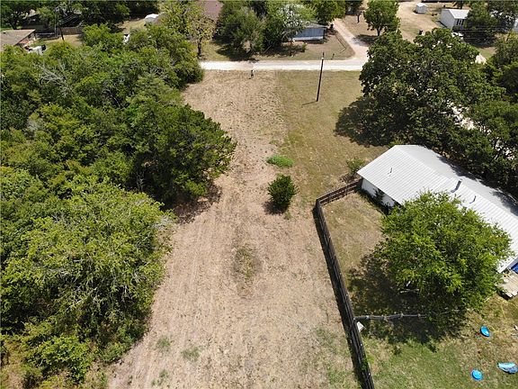 4th image of 1923 Lightfoot Ln