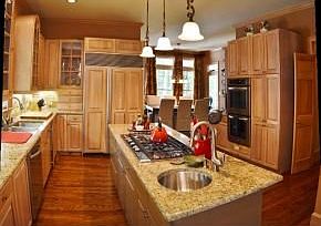 2nd image of 3634 Honeywood Dr