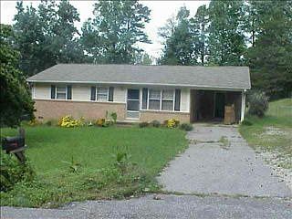 2nd image of 114 Dale St