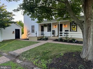 1660 Saint Peters Rd, Pottstown, PA 19465