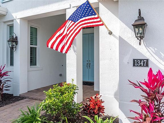 4th image of 1347 Lilys Cay Cir