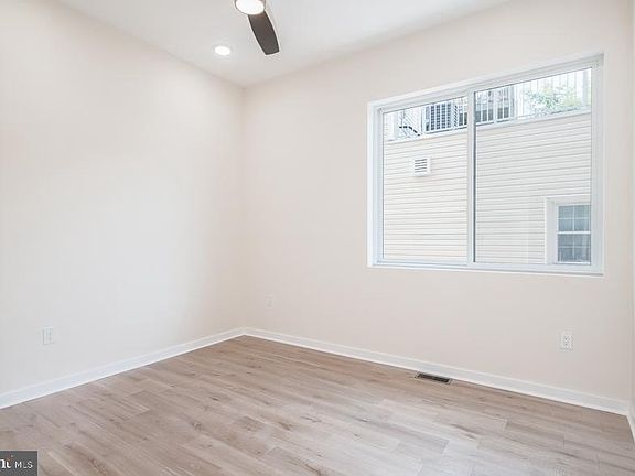 4th image of 934 S 5th St Unit C1
