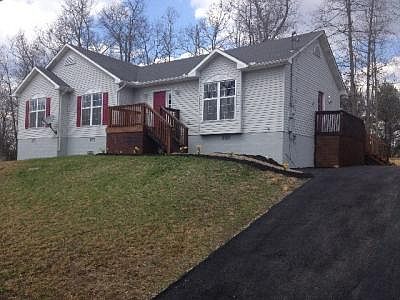 1st image of 104 Stiffler Dr