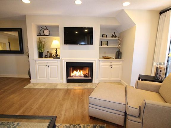 4th image of 9 Harbourside Ln Unit 7336D