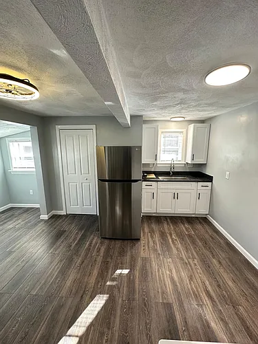 541 Mount Hope St #541 Photo 1