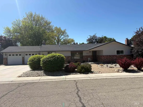 5393 N Fieldcrest Ave, Boise, ID 83704