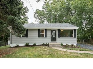 69 Vesper Dr, Ballwin, MO 63011