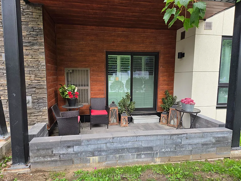 300 Essa Rd #105 — Photo 2