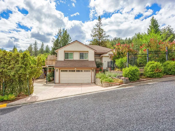 582 Ashland St, Ashland, OR 97520