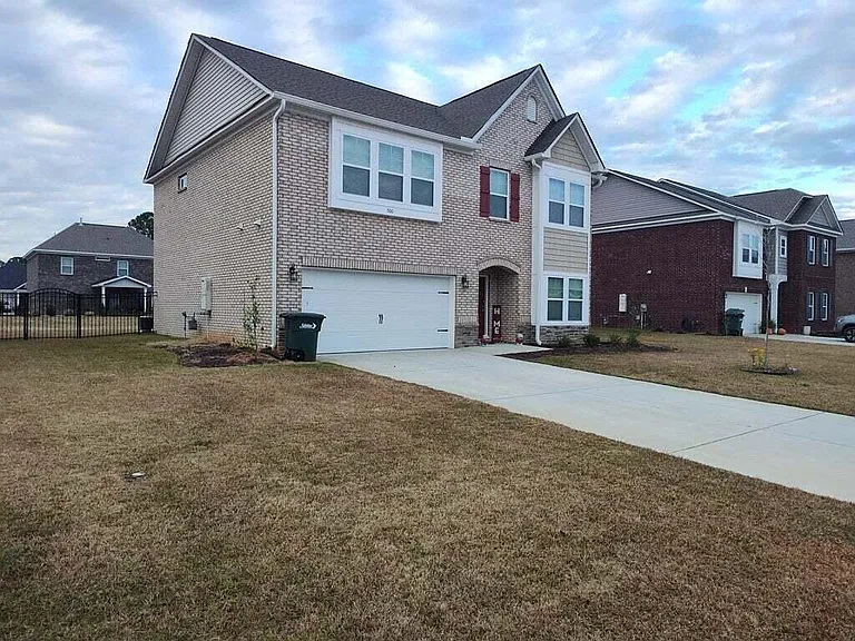 500 Kittiwake Ln — Photo 2