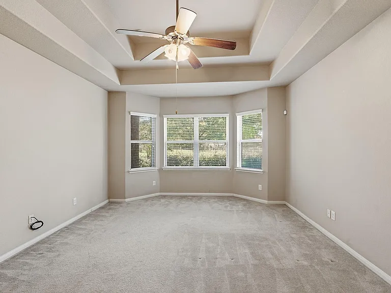 5815 Creek Crossing Ct — Photo 21