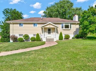 205 Rosewood Cir, Canastota, NY 13032