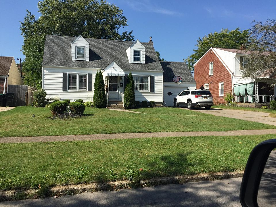 1st image of 228 Hartford Ave