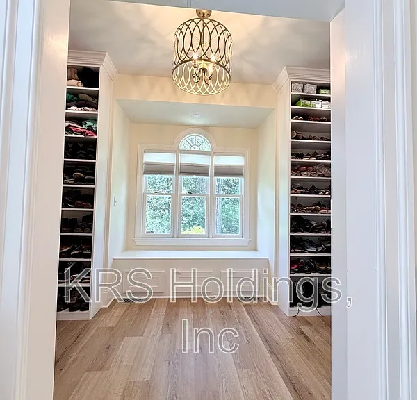 1025 Blackburn Blf — Photo 8