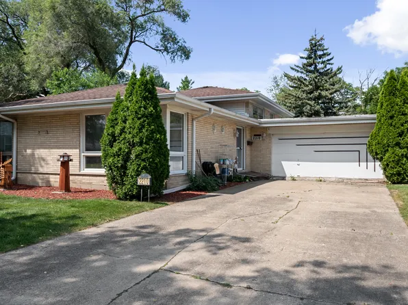 2210 High Ridge Pkwy, Hillside, IL 60162