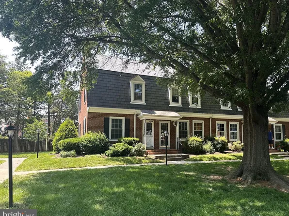 4644 36th St S #A, Arlington, VA 22206