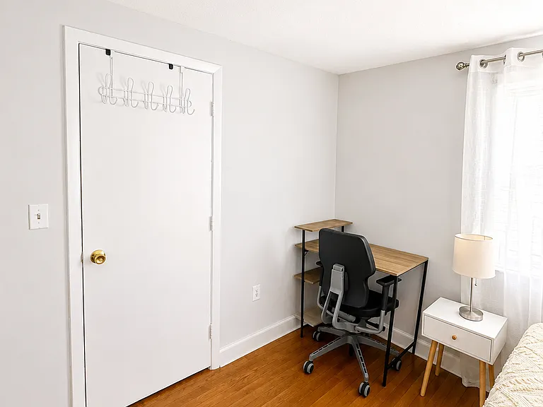 157 Stone St #5 — Photo 8