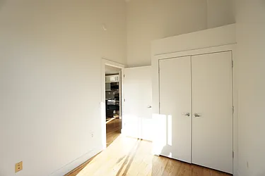 Rented by Rennit Inc.