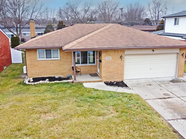 32629 Dover Ave, Warren, MI 48088
