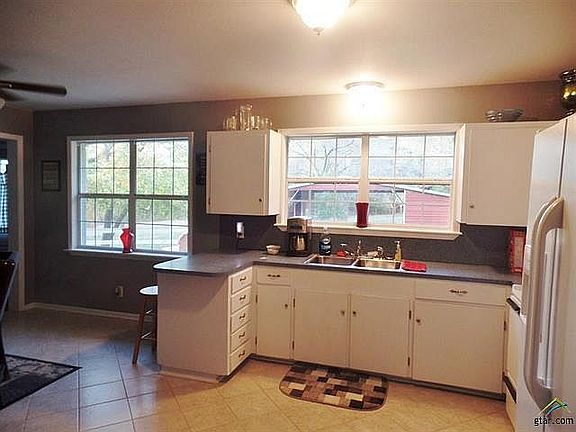 4th image of 374 County Road 1519