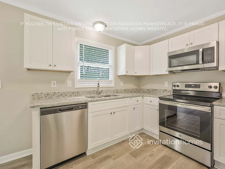 136 Oaks Dr — Photo 5