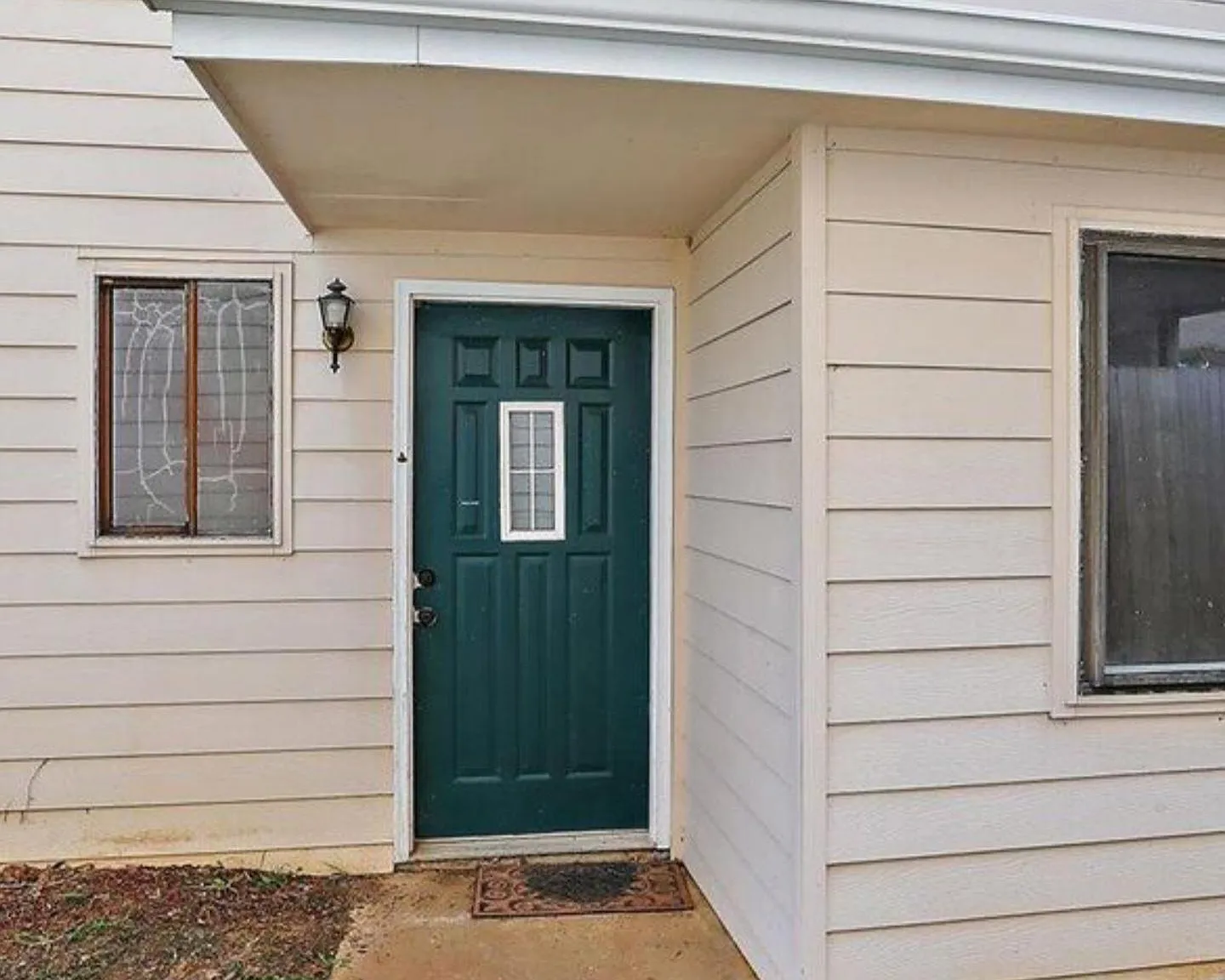 2 bed, 1.5 bath, 1022 sqft, $1,575 — Photo 1