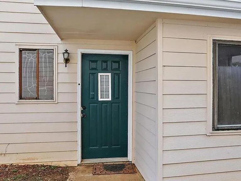 1064 Windrose Dr — Photo 1