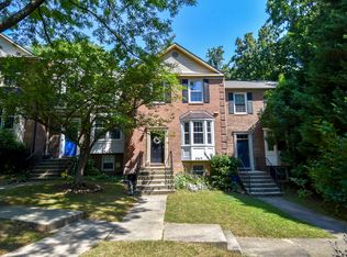 2617 Chivalry Ct, Silver Spring, MD 20902