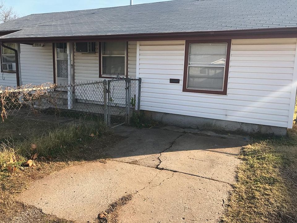 1st image of 3914 SE 11th St