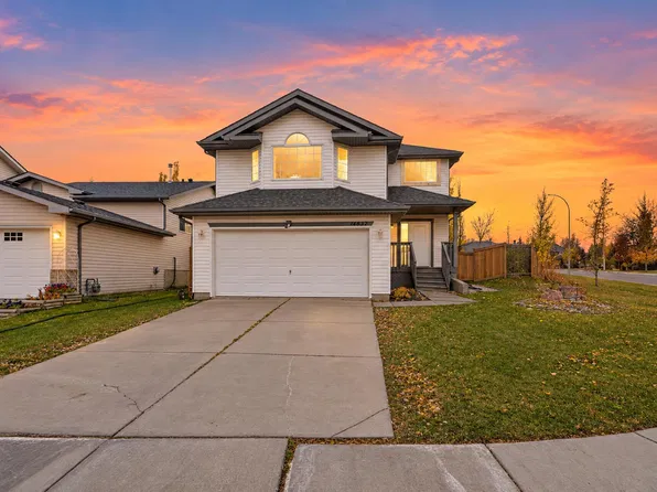 14832 48th St NW, Edmonton, AB T5Y 2X1