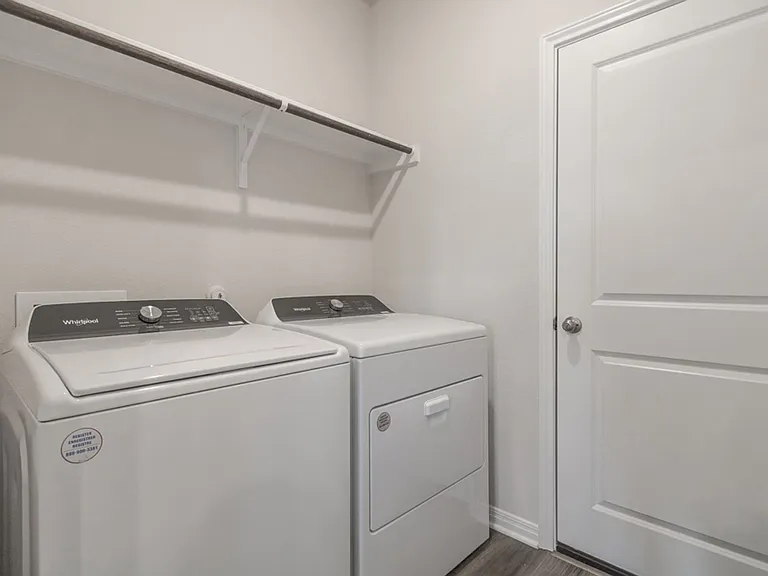 544 View Dr — Photo 29
