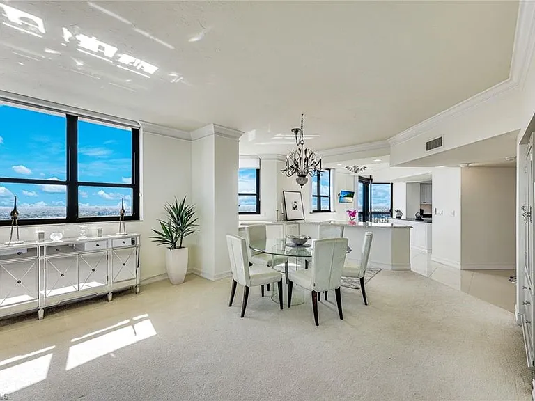 6001 Pelican Bay Blvd #F — Photo 10