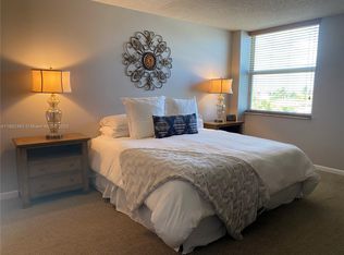 Bayswater Court Condo, North Miami Beach, FL 33160