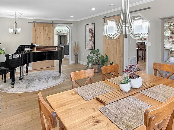2nd image of 5301 Tioga Ln