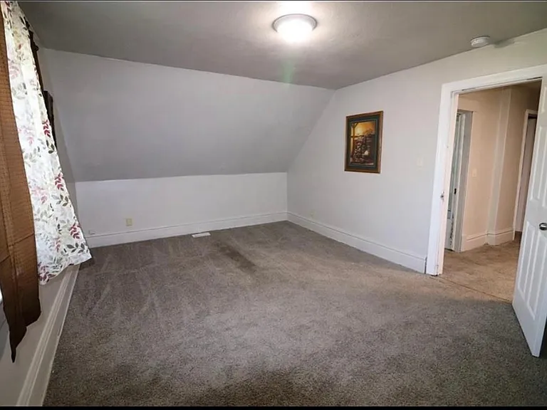830 Unity St — Photo 6