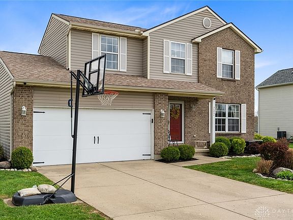 2nd image of 207 Sagebrush Dr