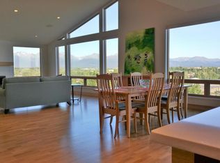 1262 Northpointe Bluff Dr, Anchorage, AK 99501