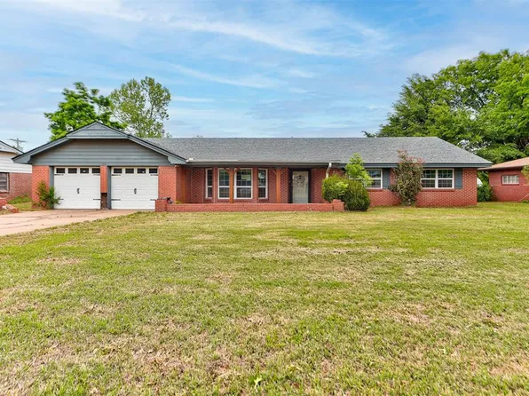 1506 W Walnut St, El Reno, OK 73036