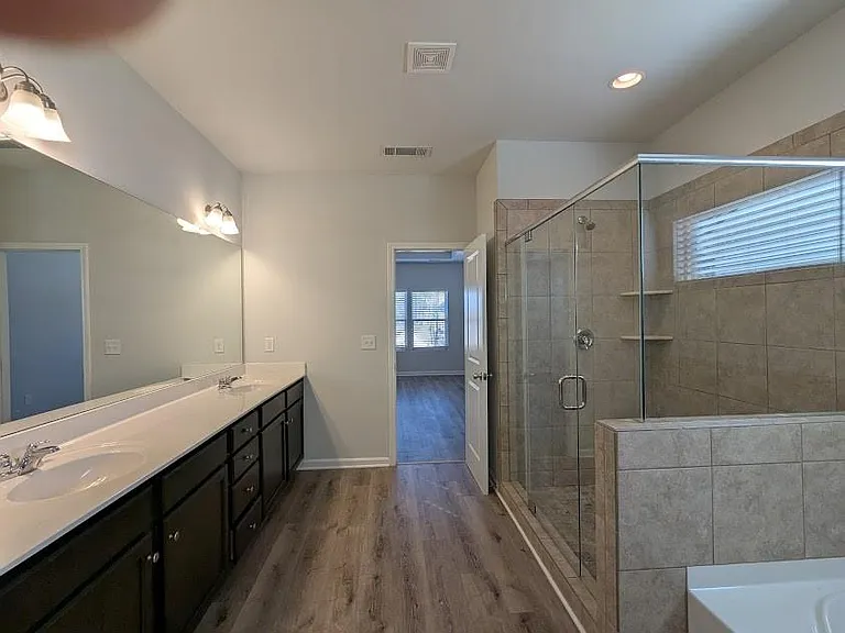 2034 Britt Dr — Photo 18
