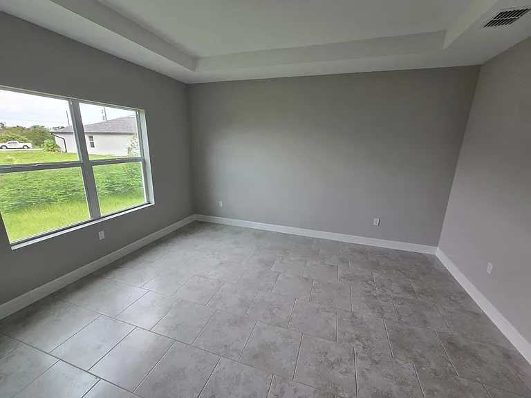 3207 68th St W — Photo 5