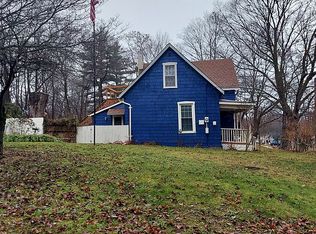 412 Locust St, Marshall, MI 49068